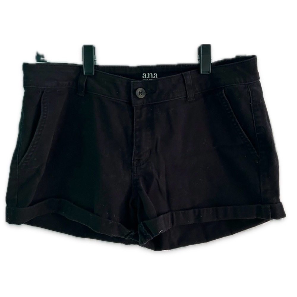 Women’s Mid- Rise Twill Shorts Size 8 a.n.a